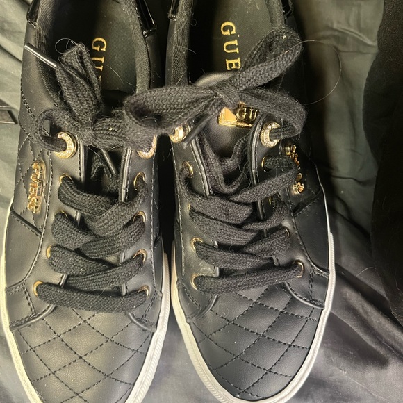 Shoes - Brand new. Don’t fit